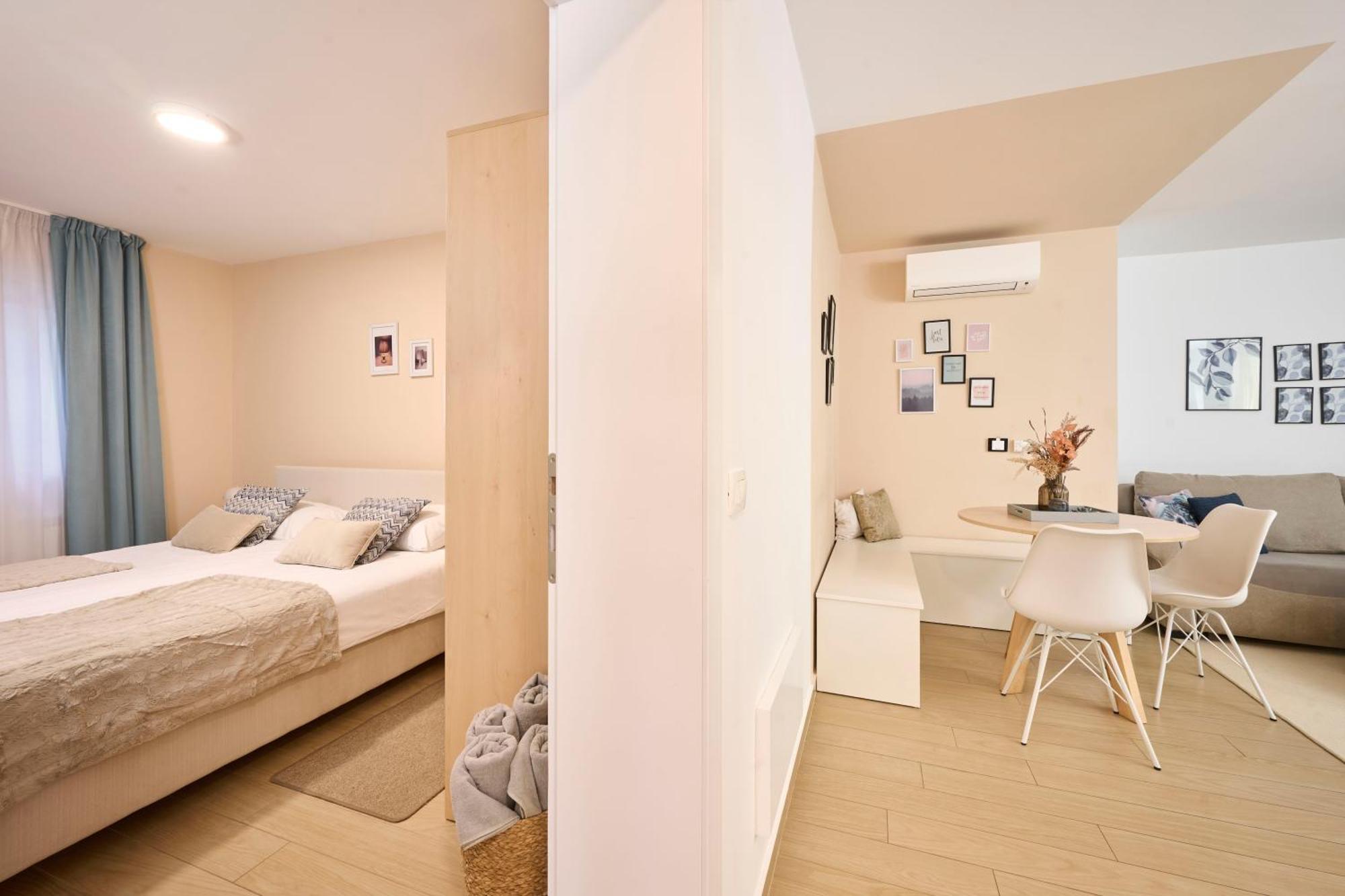 Apartments Martello Garden Poreč Eksteriør billede