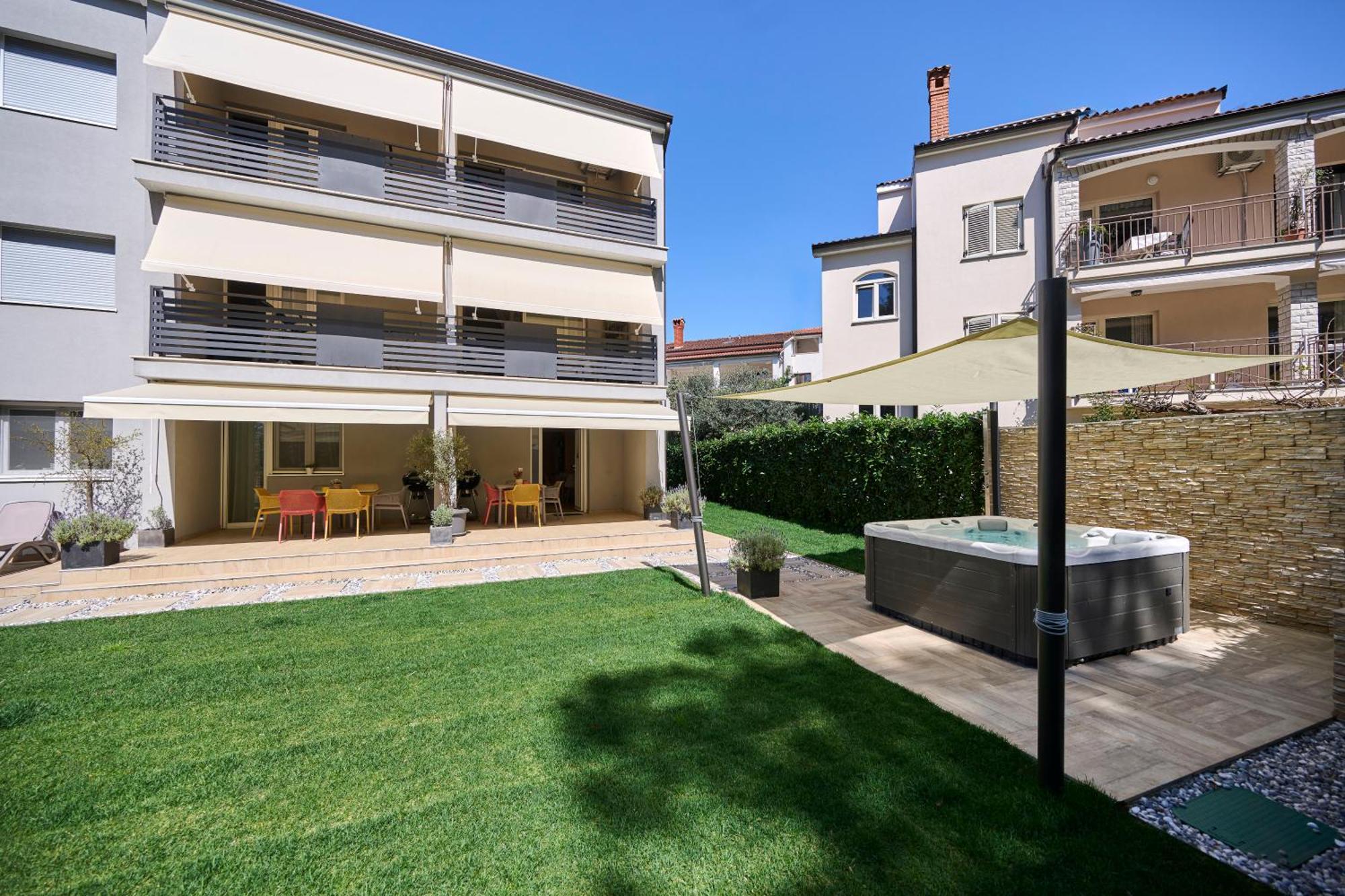 Apartments Martello Garden Poreč Eksteriør billede